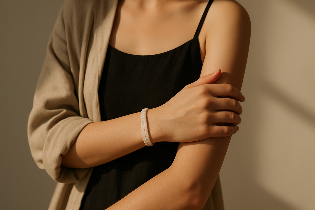 Why Minimalist Accessories Are Dominating 2025 Fashion